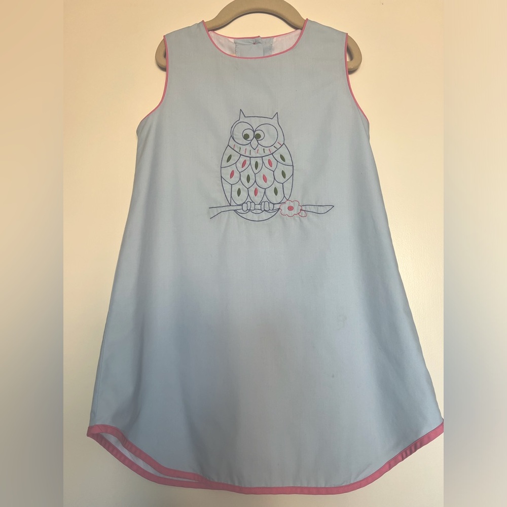 Like new!! TBBC Annie Apron dress.